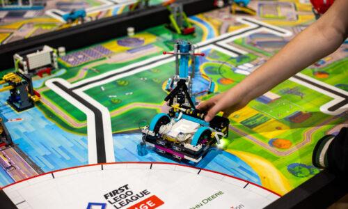 Getting Started with FIRST LEGO League Challenge (Grades 4-8) 2 hours